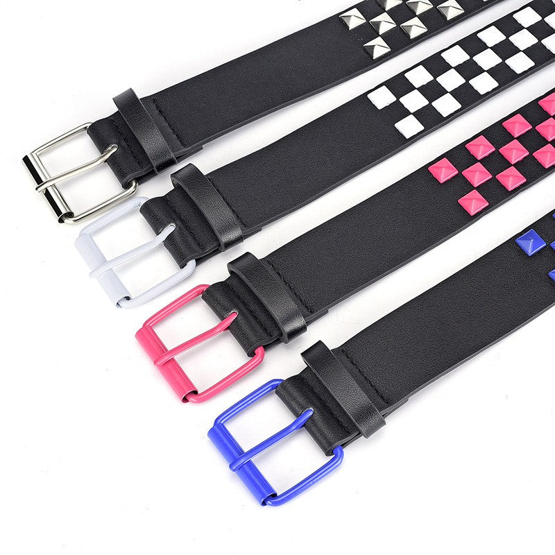 Veyra Pyramid Stud Belt